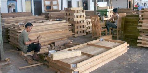 Oud teak hout is trendy